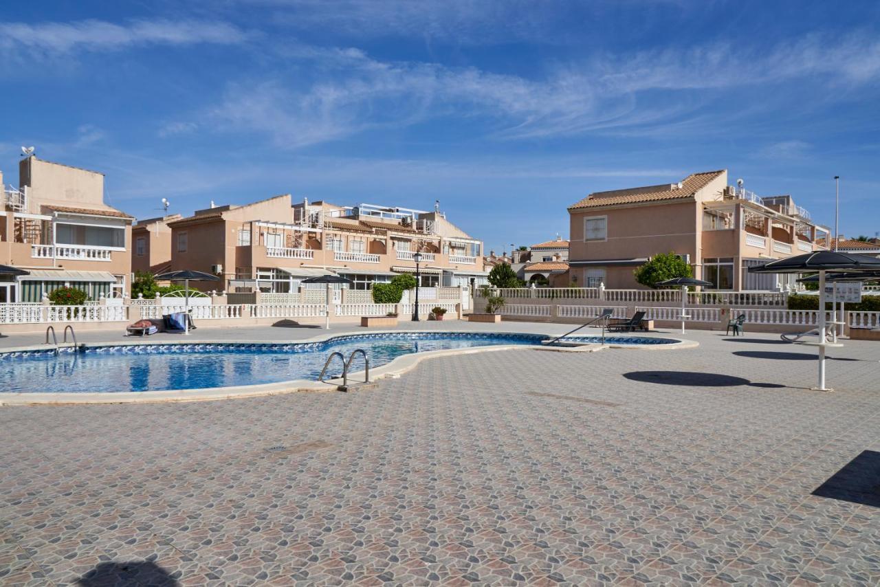 Apartment Altos De La Bahia X Torrevieja Exterior photo