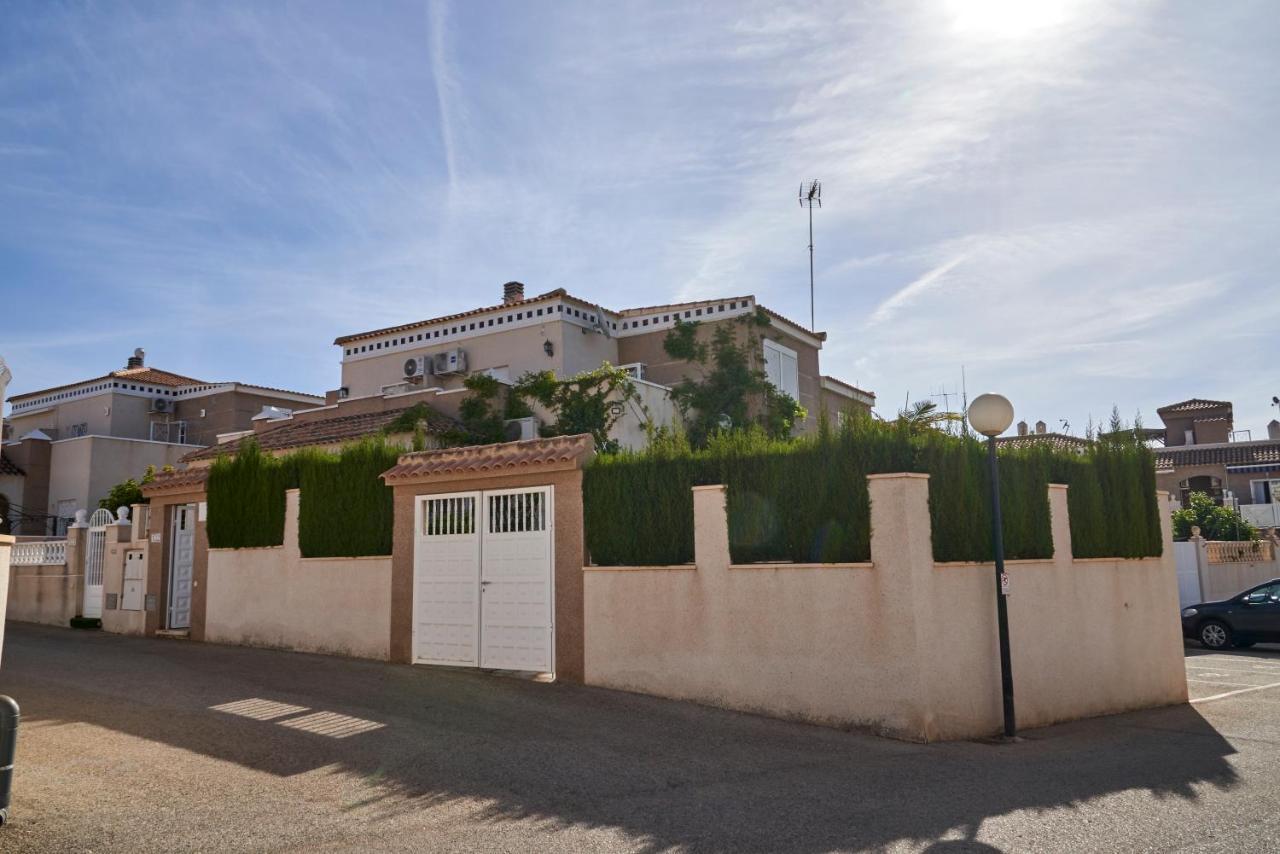 Apartment Altos De La Bahia X Torrevieja Exterior photo